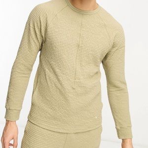 $85 Nike Dri-FIT Yoga Men Texture Long Sleeved Top. Neutral Olive. DV9879-276 XL